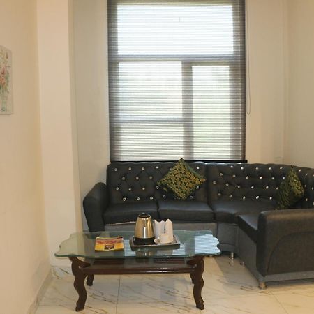 Swisston Palace دلهي المظهر الخارجي الصورة